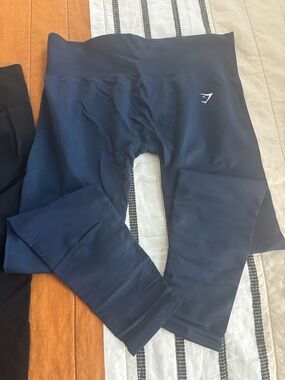 Gymshark Navy Mid-Rise Performance Leggings
